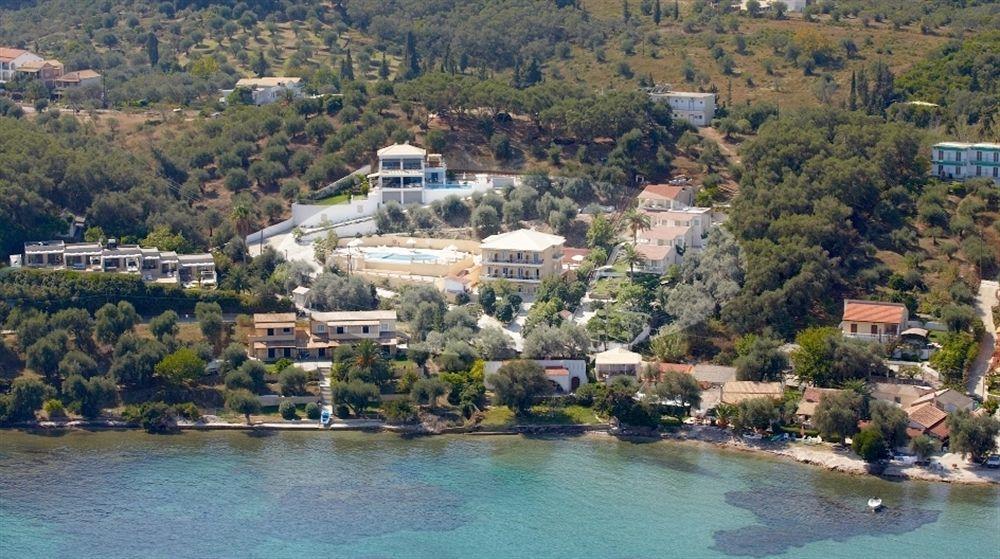 Ionian Eye Design Studios & Spa Mesongí Exterior photo