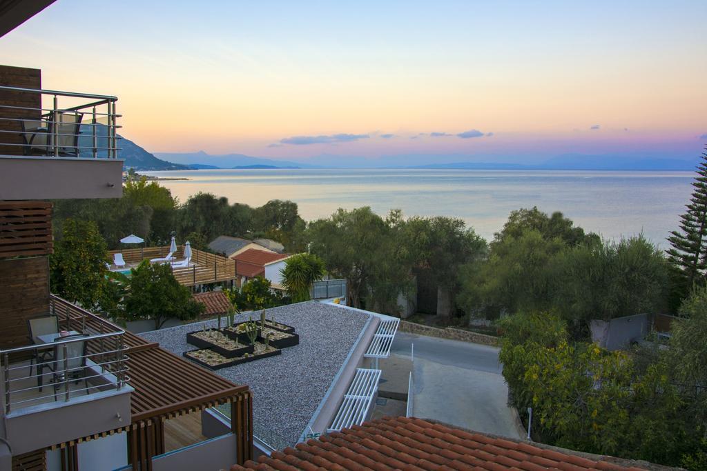 Ionian Eye Design Studios & Spa Mesongí Exterior photo